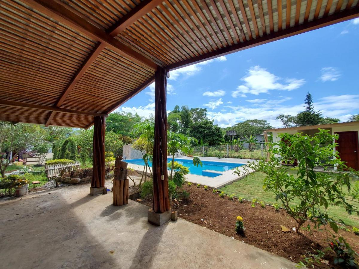Casa Blanca Hortencia Sucua Exterior foto