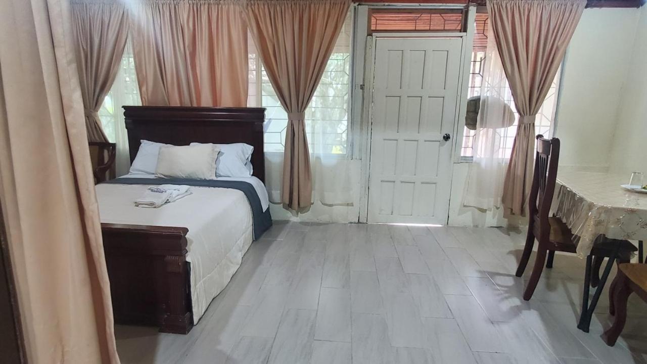 Casa Blanca Hortencia Sucua Exterior foto